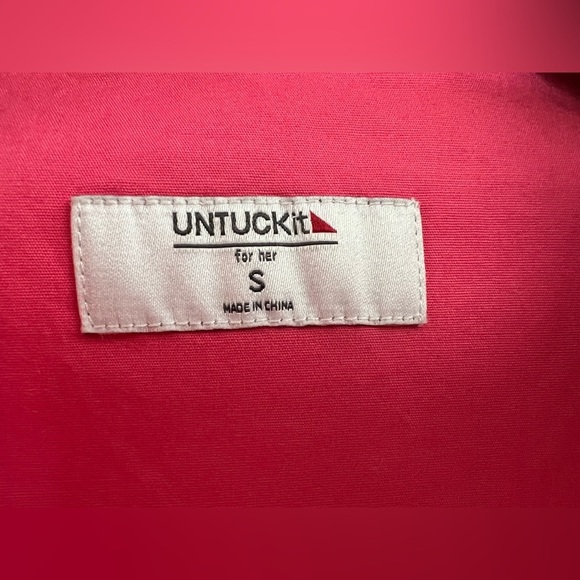 UNTUCKit Women’s Shirt Dress - Picture 2 of 8